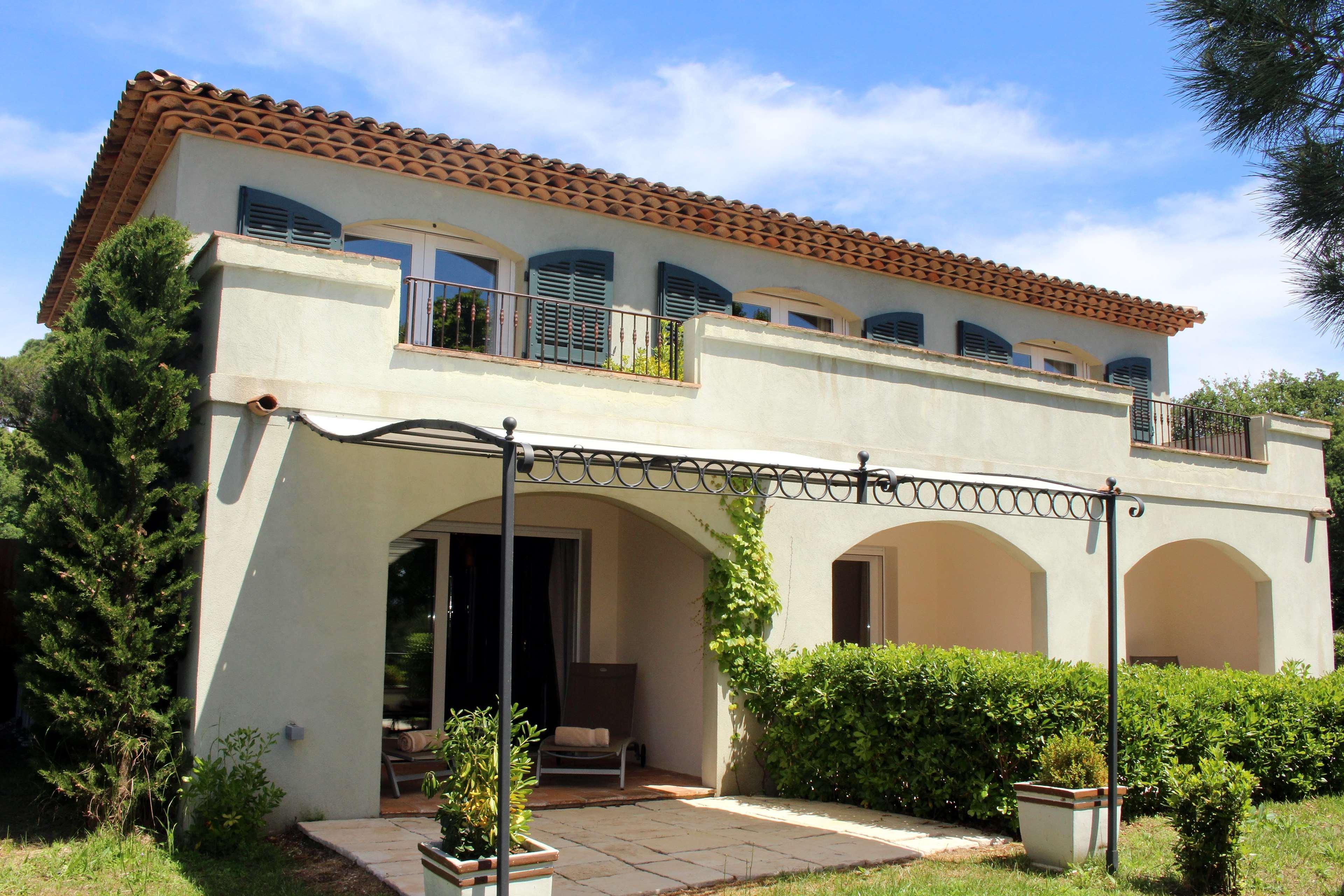 Hotel Mas De Chastelas 5*